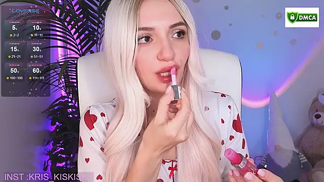 cute cake online show from 12.15.25