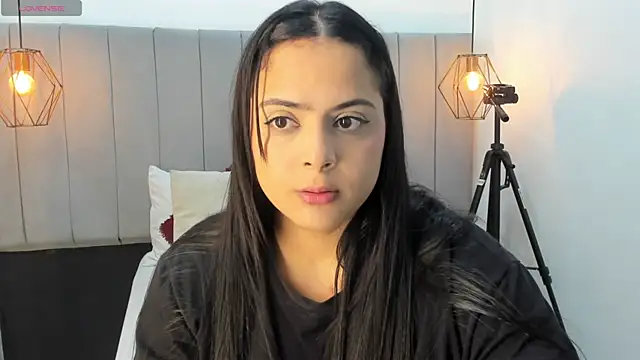 Snapshot of Pamela_occoner_ chatting on 11.19.25 Pamela occoner online show from 11.19.25