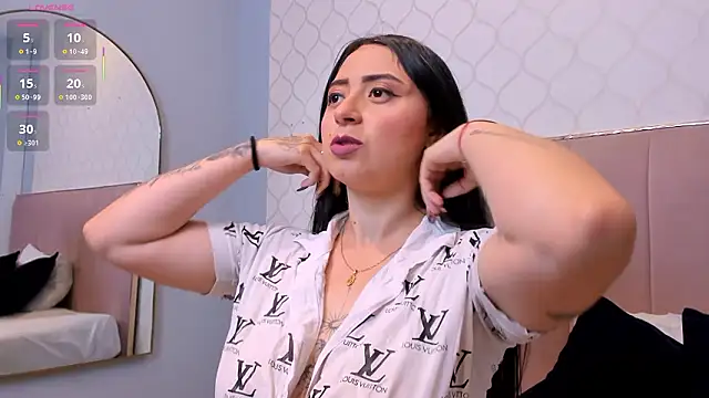 JuliethCruz  online show from 03.12.26