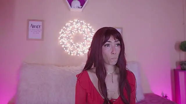 Snapshot of Meggie_ chatting on 11.08.25 Meggie online show from 11.08.25