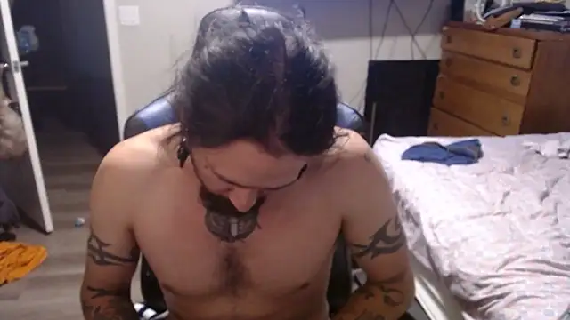 Snapshot of KatMan2869 chatting on 05.19.26 KatMan2869 online show from 05.19.26