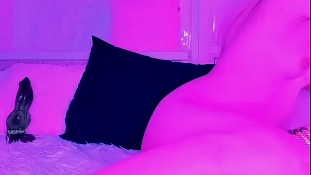 SweetSadness online show from 12.05.25