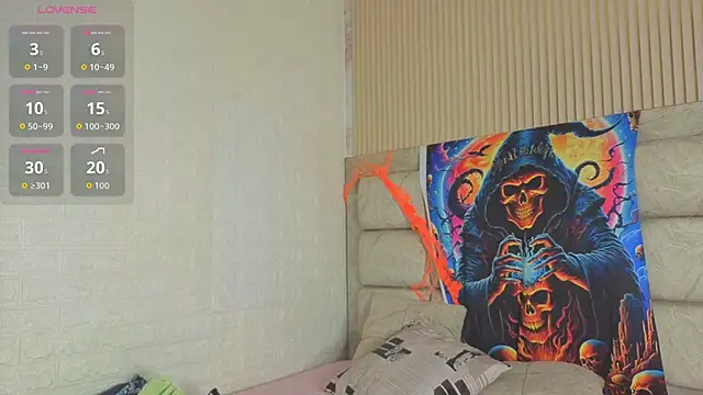 MarScarlett online show from 10.28.25