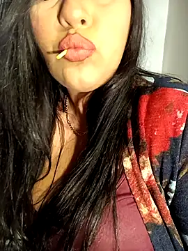 Snapshot of Sexylips200 chatting on 11.03.25 Sexylips200 online show from 11.03.25