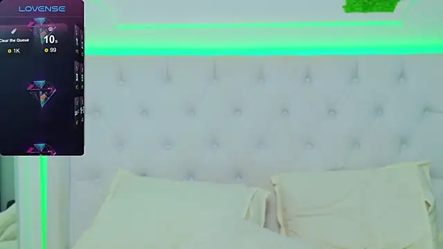 AriannaSins online show from 01.30.25