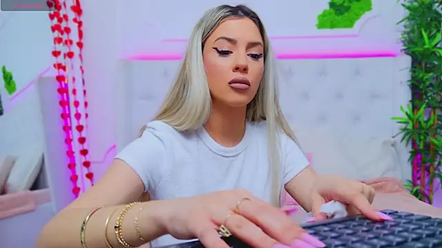 AriannaSins online show from 02.10.25