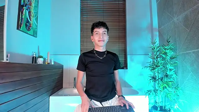 Tiam muller online show from 10.25.25