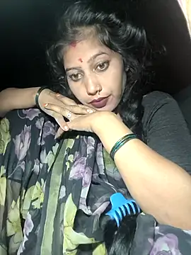 Snapshot of Ragni_bhargav chatting on 10.15.25 Ragni bhargav online show from 10.15.25