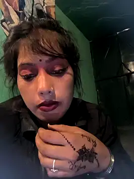 Snapshot of Ragni_bhargav chatting on 10.17.25 Ragni bhargav online show from 10.17.25