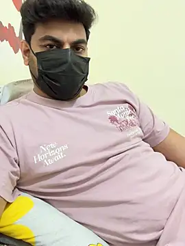 Snapshot of Handsome8677 chatting on 01.17.26 Handsome8677 online show from 01.17.26