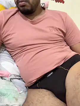 Snapshot of Handsome8677 chatting on 02.05.26 Handsome8677 online show from 02.05.26