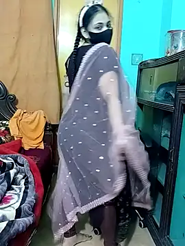 Porimoni22 online show from 11.04.25