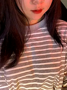 Snapshot of Annababy18 chatting on 11.12.25 Annababy18 online show from 11.12.25