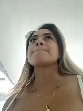 valentina herrrera online show from 03.10.26