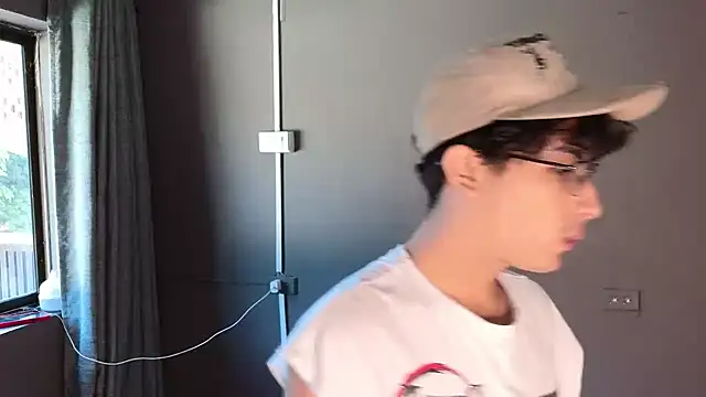 Aaron Eze online show from 05.24.26