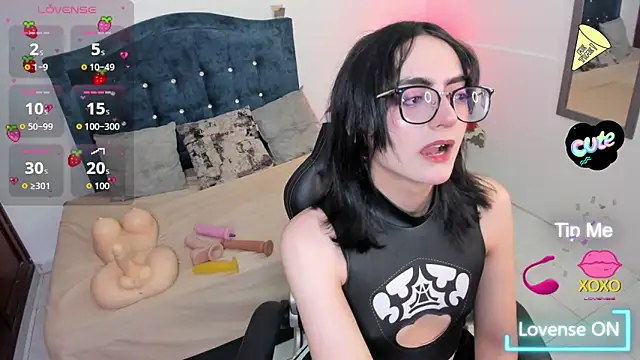 Snapshot of Noah_Cherry chatting on 01.11.26 Noah Cherry online show from 01.11.26