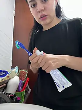 Snapshot of Midori_rosse chatting on 05.10.26 Midori rosse online show from 05.10.26