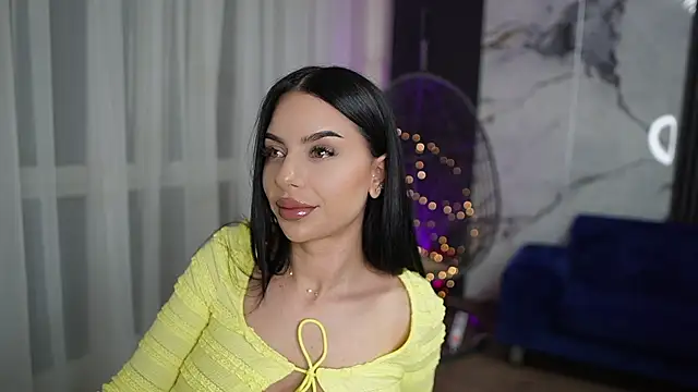 SpicyMaple  online show from 11.25.25