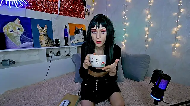 whoalexxa online show from 11.30.25