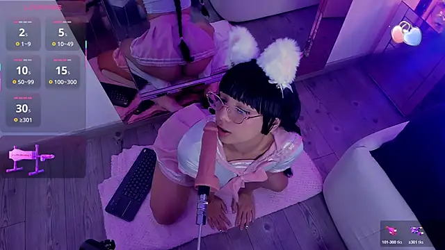 Snapshot of michelle_cutee_ chatting on 11.29.25 michelle cutee online show from 11.29.25