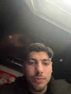 Snapshot of emir343475 chatting on 10.24.25 emir343475 online show from 10.24.25