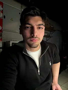 Snapshot of emir343475 chatting on 11.05.25 emir343475 online show from 11.05.25