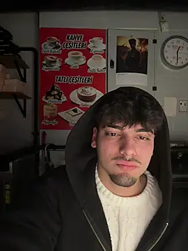 Snapshot of emir343475 chatting on 02.11.26 emir343475 online show from 02.11.26