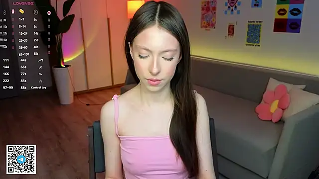 Yasmin Kass online show from 04.03.26