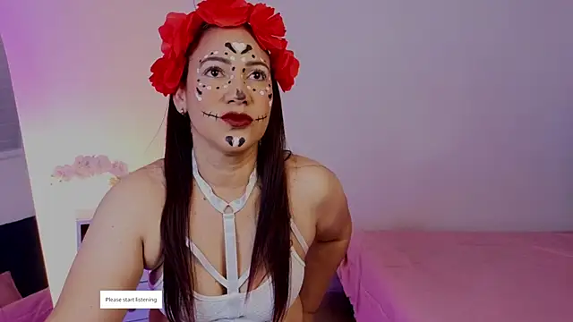 Snapshot of RubieBlaze chatting on 10.31.25 RubieBlaze online show from 10.31.25