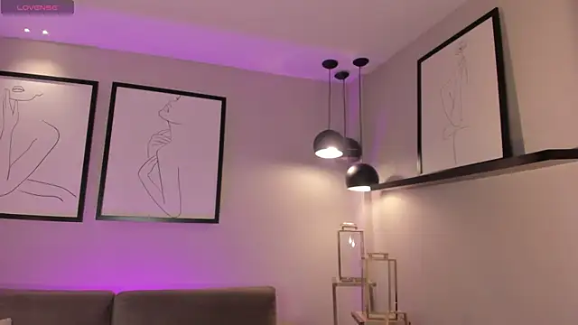 ChristineFord  online show from 12.15.25