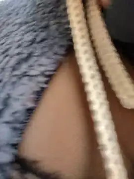 BiancaLuxor  online show from 11.29.25