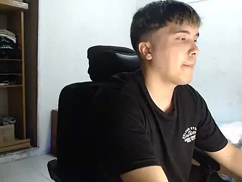 CuteAlexBoy online show from 02.06.26