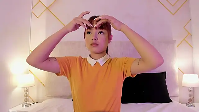 Snapshot of Martinaa_Garcia chatting on 11.26.25 Martinaa Garcia online show from 11.26.25