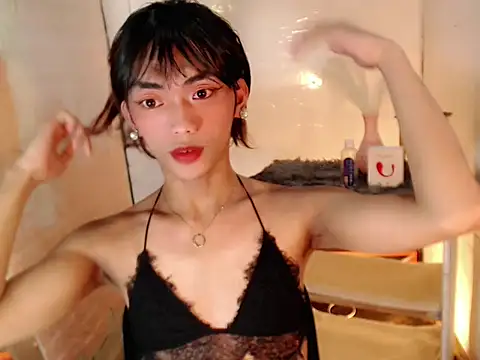 Snapshot of HaileyPresly chatting on 04.16.26 HaileyPresly online show from 04.16.26