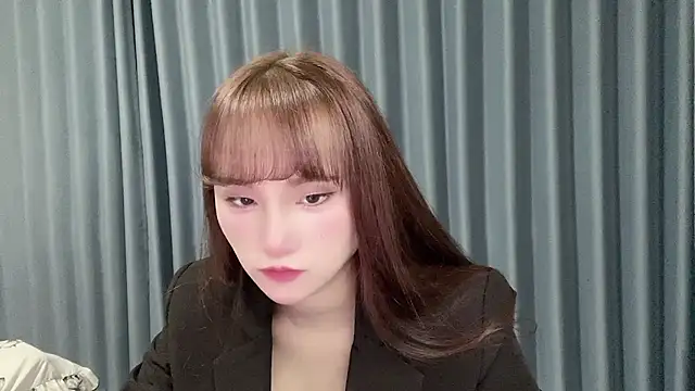 Momo-999 online show from 10.18.25