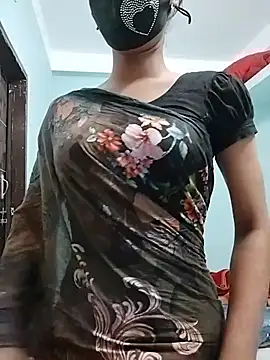 Snapshot of Ratri-Biswas chatting on 06.05.26 Ratri-Biswas online show from 06.05.26
