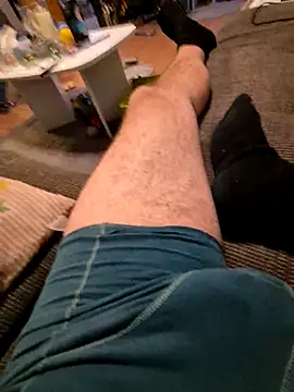 Snapshot of michindm chatting on 11.04.25 michindm online show from 11.04.25