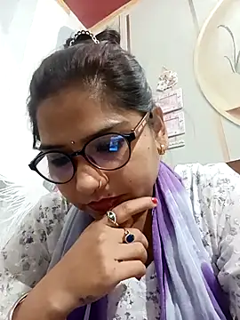 Vanshika1432 online show from 10.23.25