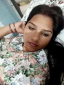 Vanshika1432 online show from 10.27.25