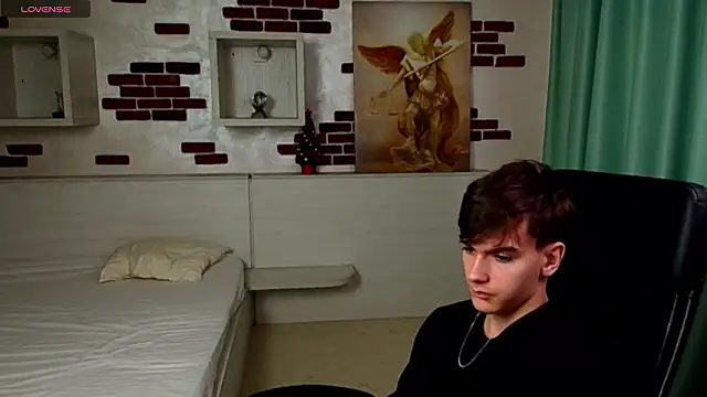 Snapshot of BradyFlint chatting on 02.15.26 BradyFlint online show from 02.15.26