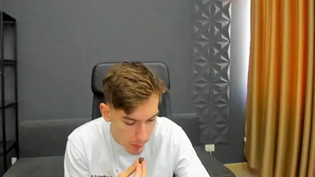 BradyFlint online show from 04.14.26