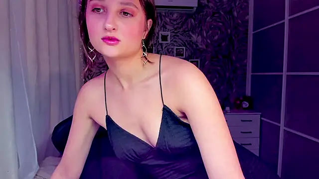 Snapshot of mishel_amurr chatting on 11.13.25 mishel amurr online show from 11.13.25