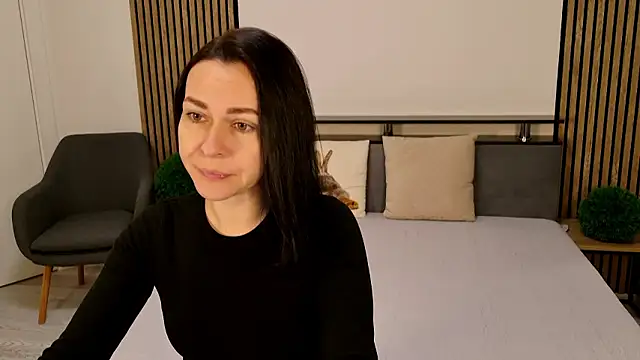 DitaNoir online show from 01.12.26