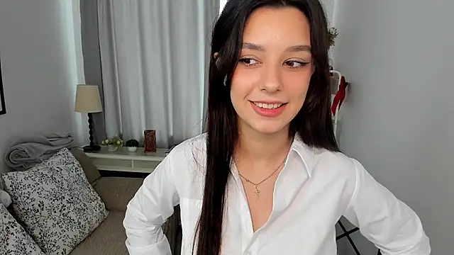 Snapshot of DemetraSadahiro chatting on 10.24.25 DemetraSadahiro online show from 10.24.25