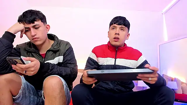 hoot booys  online show from 02.17.26