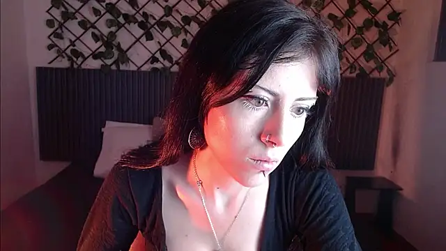 Snapshot of Dark_Niight_ chatting on 04.19.26 Dark Niight online show from 04.19.26