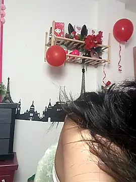 petite coral online show from 02.27.26