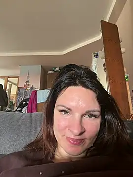 kinkysarahx online show from 04.15.26