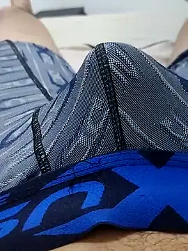 Snapshot of El_pajitas35 chatting on 10.24.25 El pajitas35 online show from 10.24.25