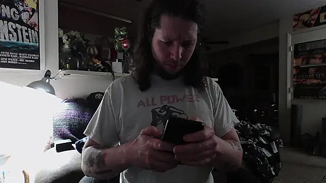 biggerisbetter12 online show from 03.04.26